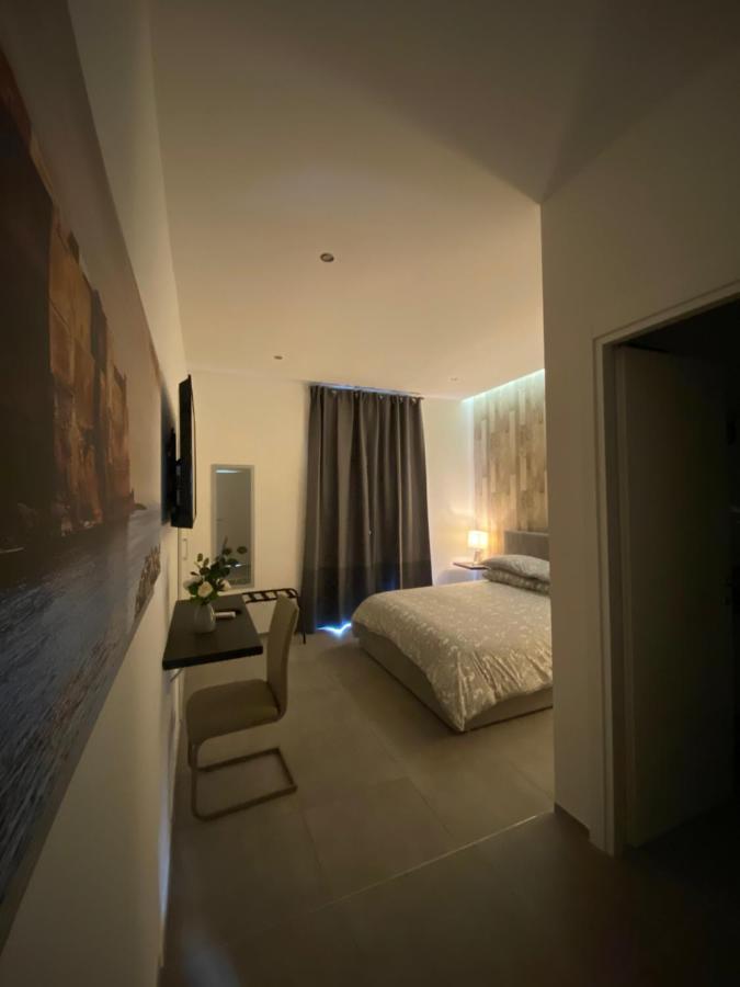Mami Bed & Breakfast *